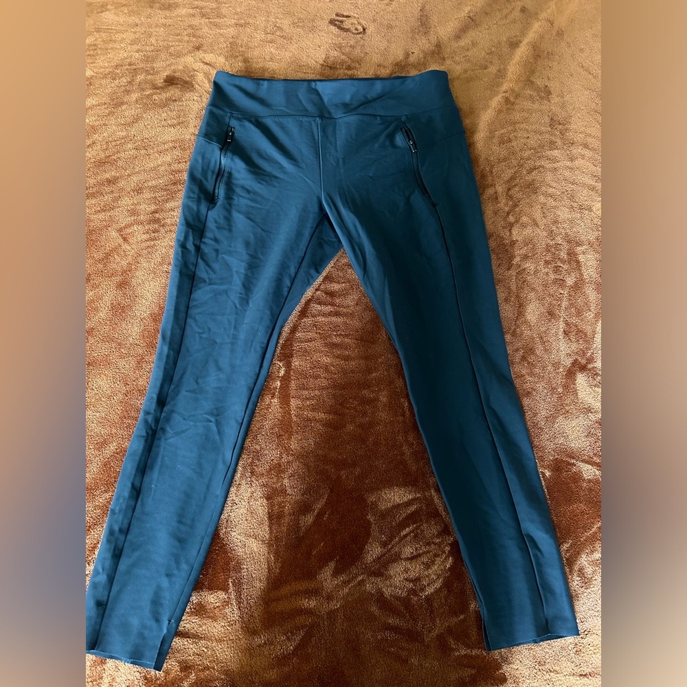 Athleta Zipper Pocket Leggings - Black